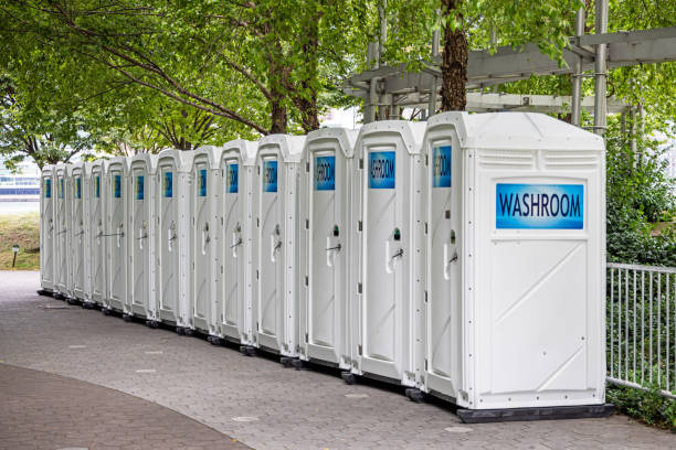 Portable Toilet Options We Offer in Rochester, WI